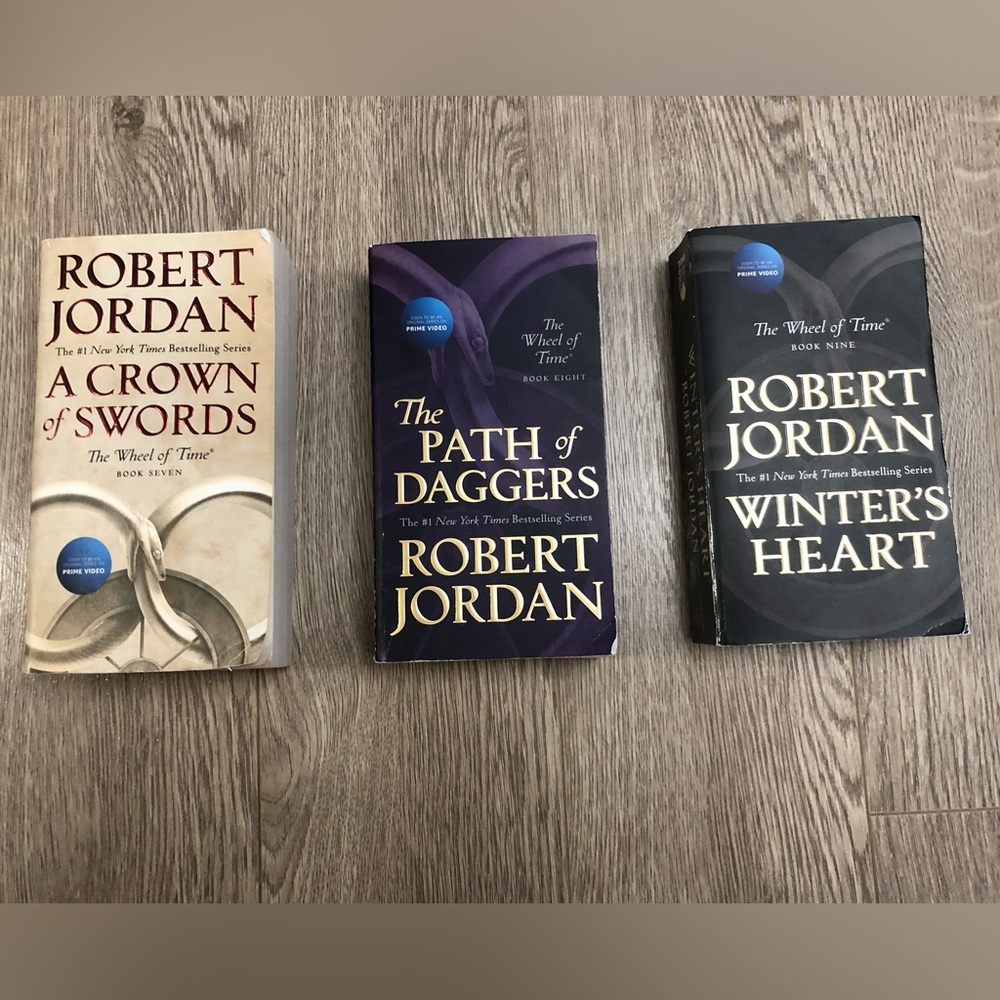Wheel of Time by Robert Jordan Bookset 7-9